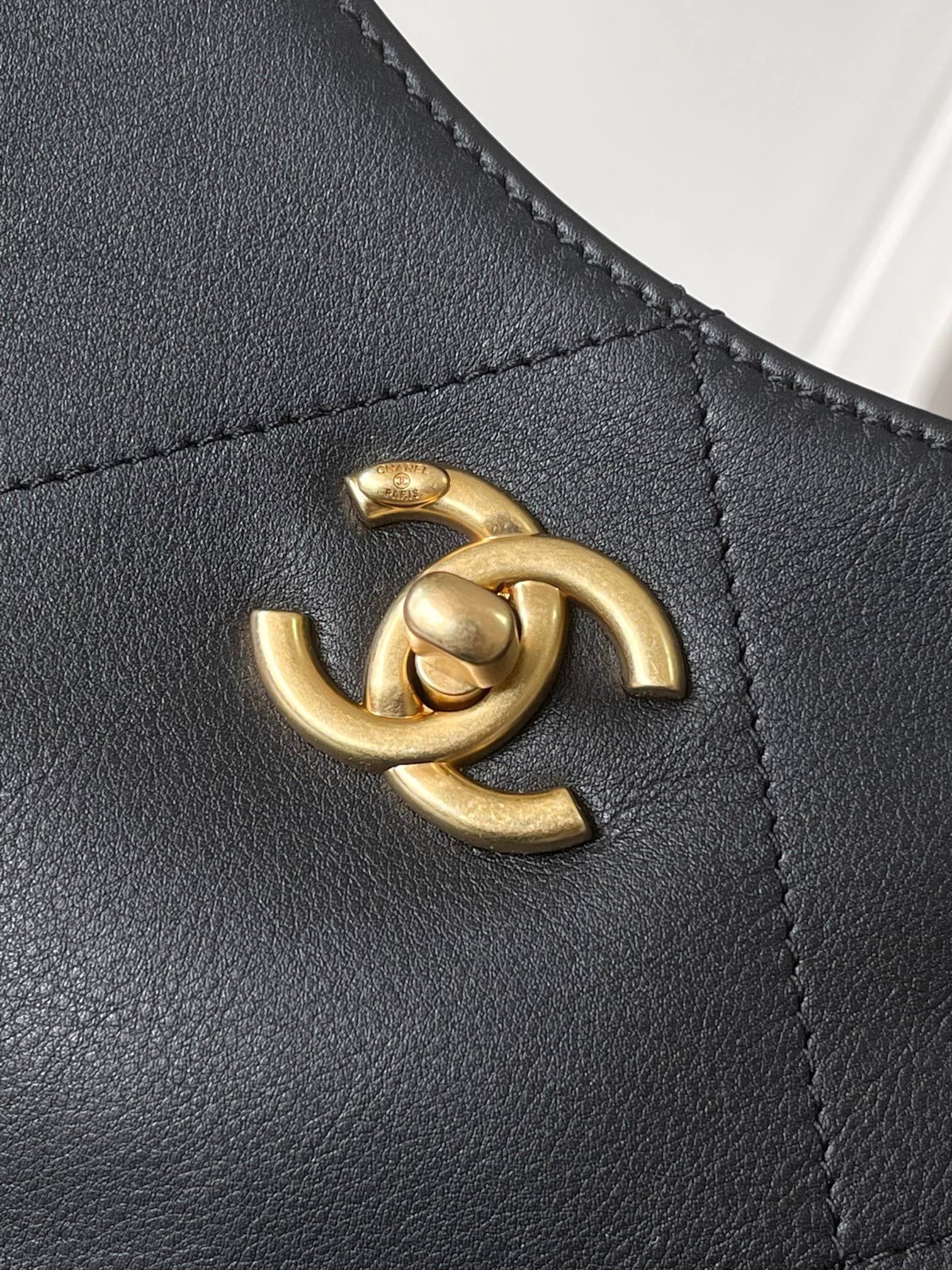 CHANEL Shopping Bag – China Vogue